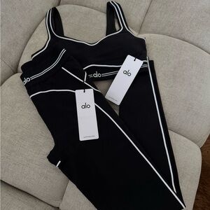 ALO Yoga Black Sports Bra with White Accents